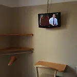 أونغلتار باريس