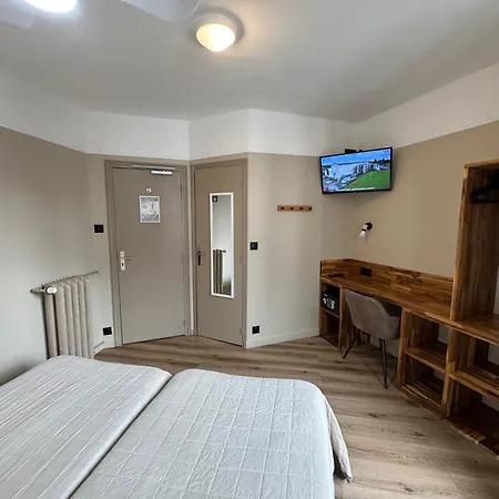 Hotel Angleterre *